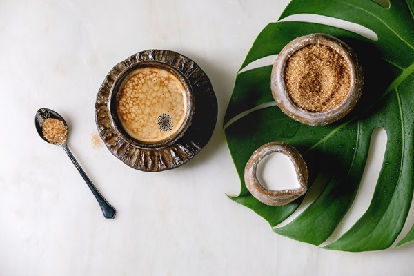 Mezcla de aceite de coco y café, para exfoliar el cuero cabelludo y eliminar todas las impurezas