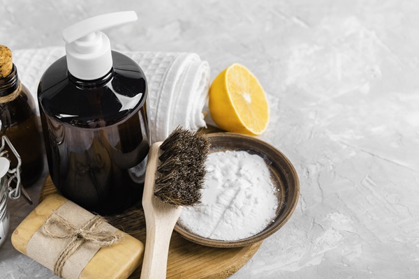 Productos naturales para realizar una mascarilla casera que ayuda a limpiar las impurezas del cuero cabelludo