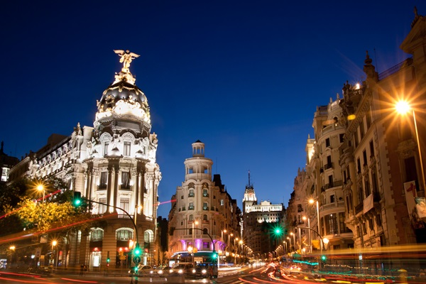 País para trasplante de pelo - Imagen de la ciudad de Madrid en España, uno de los mejores lugares para realizar un implante capilar