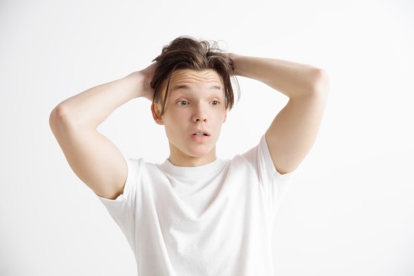 añadir volumen al cabello fino