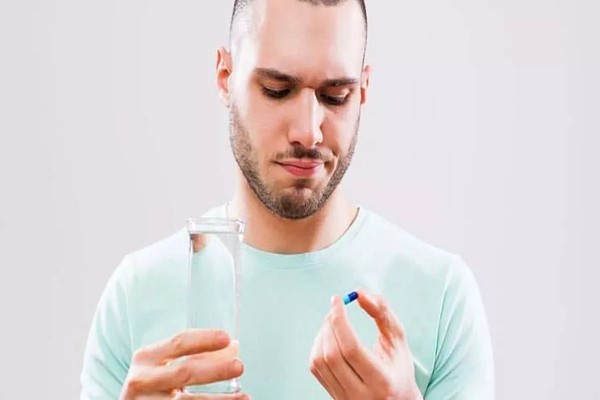 Minoxidil pastillas y Finasteride