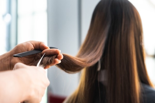 cómo sanear el pelo